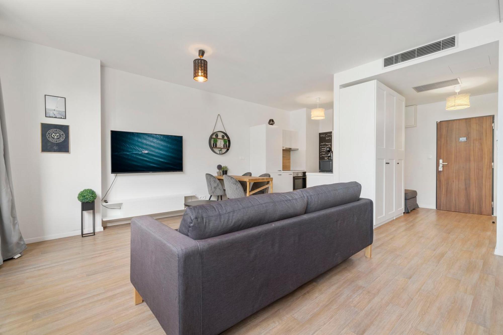 Lam Yacht Club - Terrace 10M2 Apartman Pozsony Kültér fotó